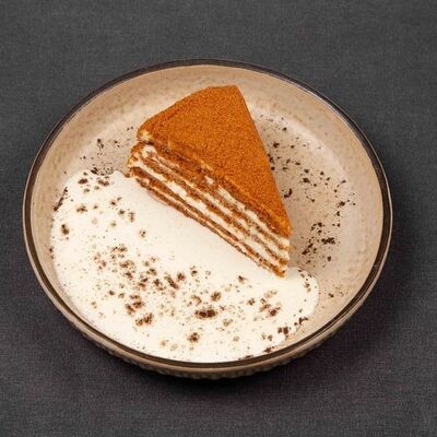 Медовик в Чайхана в ТЦ Океания по цене 876 ₽