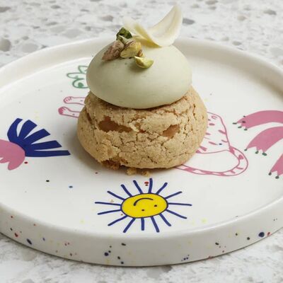 Шу фисташка в Cream Soda по цене 420 ₽