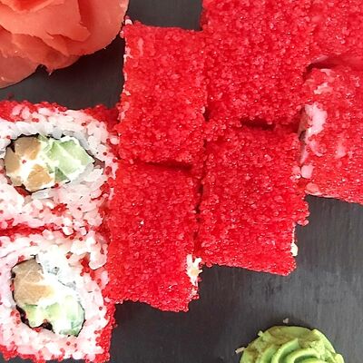 Ролл Калифорния с лососем в TAY NAY по цене 540 ₽