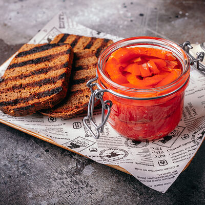 Камчатская нерка в масле в Torro Grill по цене 890 ₽