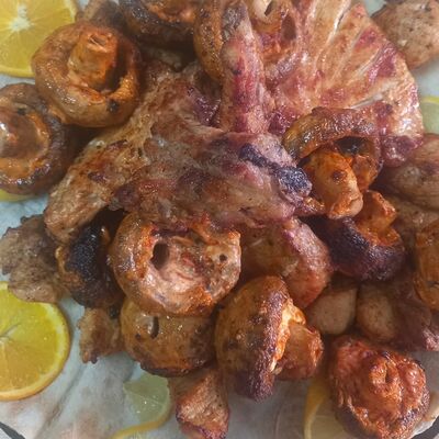 Шейка с помидором и сыром в Сказка Востока по цене 450 ₽