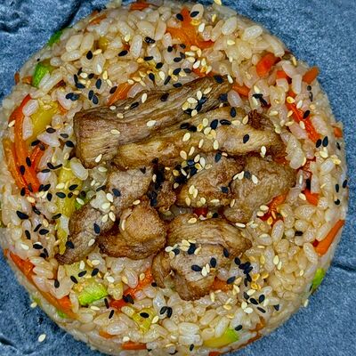 Рис, обжаренный с курицей в Китайский буфет по цене 459 ₽