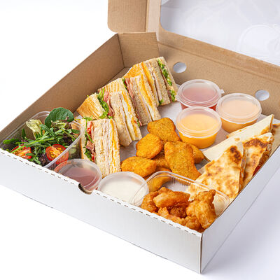 Встреча с друзьями в Udcкафе Upside Down Cake по цене 2850 ₽