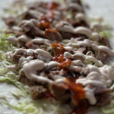 Шаурма из свинины на углях в Огонь&Мясо по цене 600 ₽