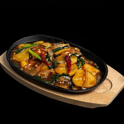 Картофель по-китайски в соусе в Pi Am Перчик по цене 690 ₽