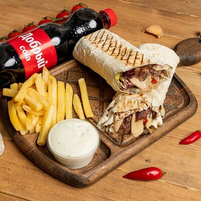 Комбо Донер с говядиной и грибами в НАШ Шеф Донер по цене 929 ₽