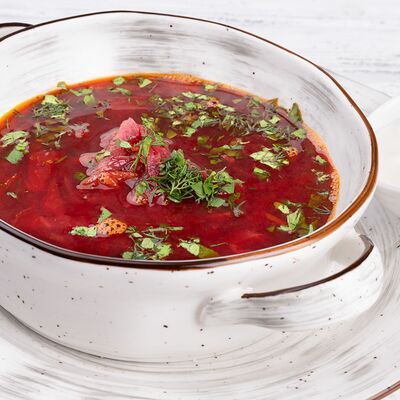 Борщ из говядины в На речке по цене 490 ₽