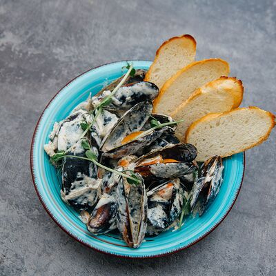 Мидии запеченные классические в Грин бар по цене 650 ₽