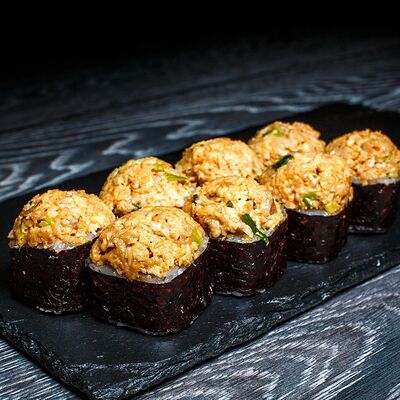 Chicken Hot roll в Sushi Shop Company по цене 299 ₽