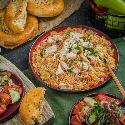 Набор на четверых с пловом из курицы в PLOVBOX по цене 1300