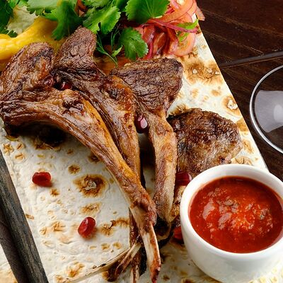 Каре барашка в Утомленные солнцем по цене 1980 ₽