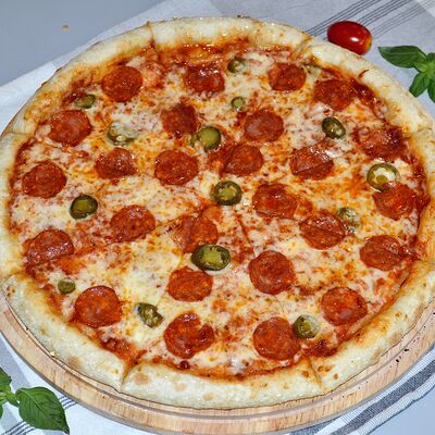 Острая колбаска в El Horno pizza по цене 880 ₽