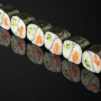 Маки инь янь в Sushi Vuitton