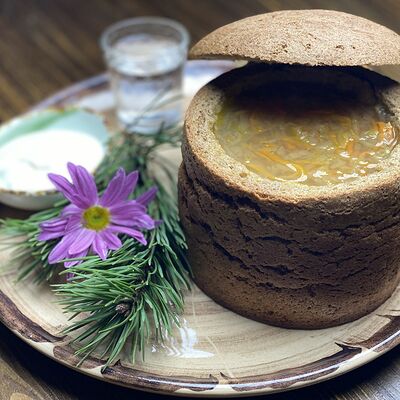 Щи Похмельные с филейкой утки и хлебом братским в Шуваловъ по цене 530 ₽