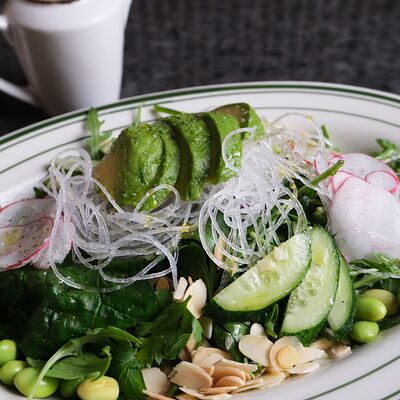 Зеленый салат в Torro Grill по цене 750 ₽