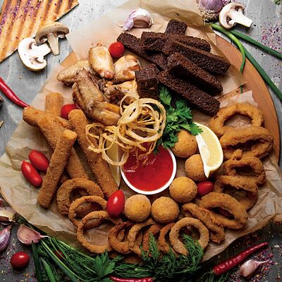 Пивная тарелка в Meal me по цене 1000 ₽