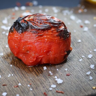 Помидор на углях в ШАШЛЫКС ДЫМКОМ по цене 250 ₽