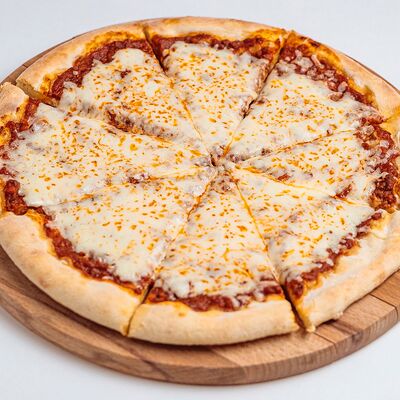 Пицца Болоньезе в Грин по цене 795 ₽