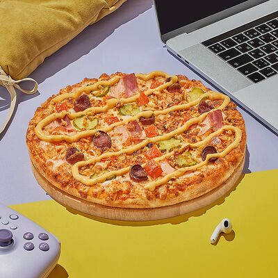 Пицца Хот-Дог 24 см в Dostaевский по цене 470 ₽