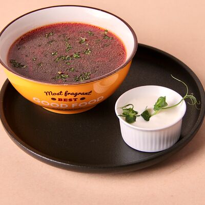 Борщ с говядиной в Папи бар по цене 520 ₽