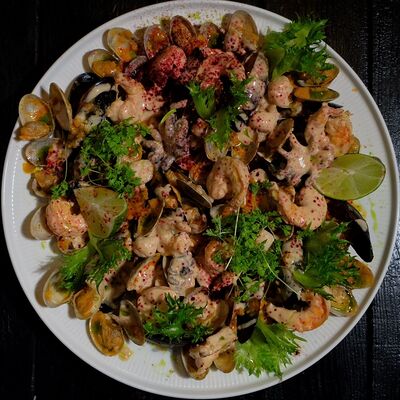 Сет из морепродуктов в Крафтер по цене 3000 ₽