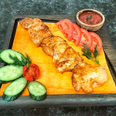 Шашлык из куриного бедра в Чайхана экспресс по цене 325 ₽