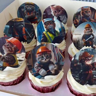 Набор капкейков кексов 9 шт. на день строителя в Cocodor по цене 3540 ₽