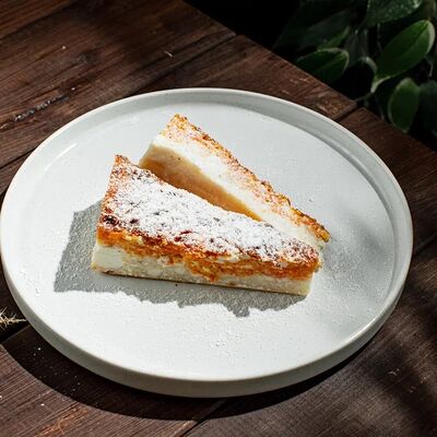 Запеканка творожная с морковью и яблоком Green в Грин по цене 240 ₽