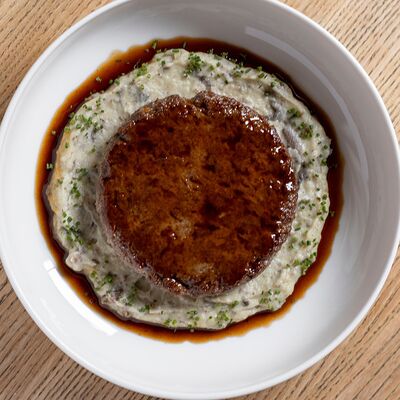 Бифштекс с трюфельным пюре в Blush по цене 990 ₽