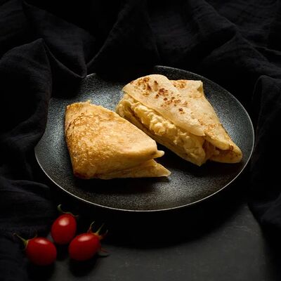 Блины с яйцом в LEMONADE по цене 85 ₽