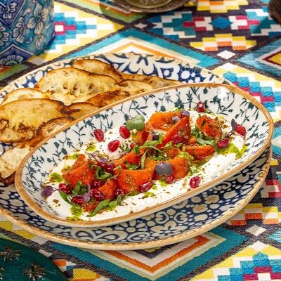 Лабне с печеным перцем в ЁRZOON по цене 530 ₽