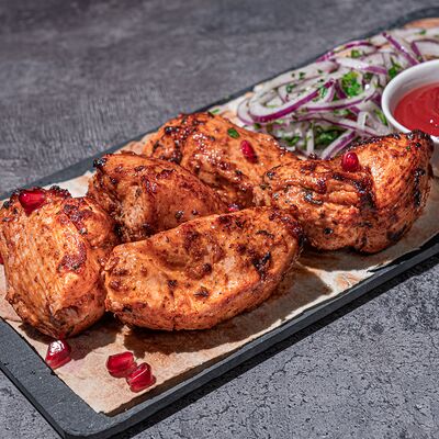 Куриное бедро на мангале в Ваш аппетит по цене 1440 ₽