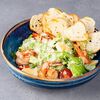 Салат Цезарь с креветками в Табаско по цене 865