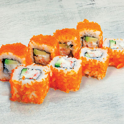 Ролл Калифорния с крабом 8 шт в Лас Пальмас по цене 740 ₽