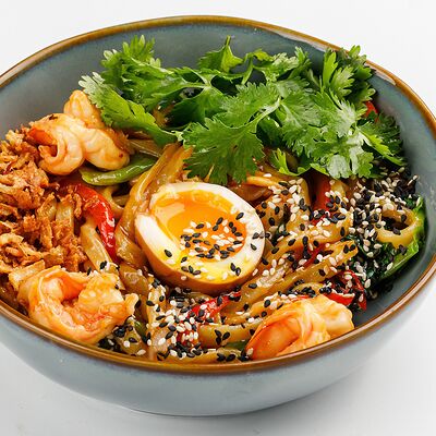 Удон с креветкой и овощами консуй в Бублик по цене 570 ₽