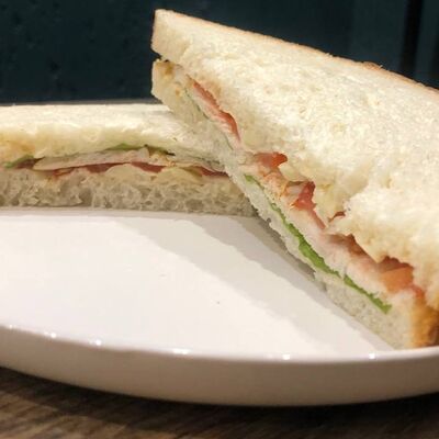 Сэндвич Цезарь в Dr coffeer по цене 249 ₽