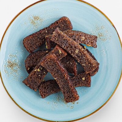 Гренки чесночные в Вилка Ложка по цене 99 ₽