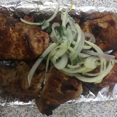 Шашлык из свинины в Мангал тандыр по цене 550 ₽