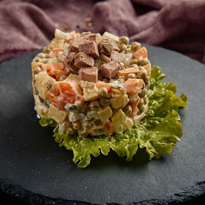 Оливье с говядиной в Шашлычный двор по цене 384