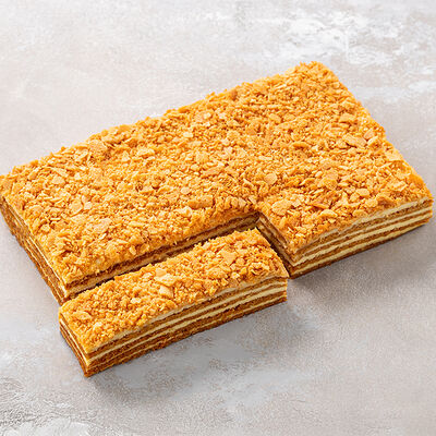 Медовик в Торты от сети кофеен Шоколадница по цене 2590 ₽