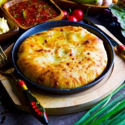 Хычин со свининой в Шаломня по цене 240 ₽