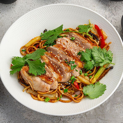 Лапша с уткой в Nemo по цене 690 ₽