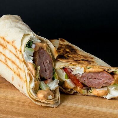 Шаурма с куриным кебабом в МАНГАЛКОФЕ по цене 320 ₽