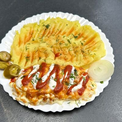 Куриные отбивные с гарниром в Плов халяль 1 по цене 490 ₽