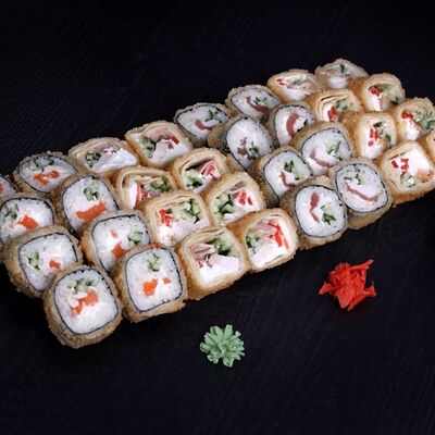 Сет Горячий хит в SUSHIBOX по цене 1609 ₽