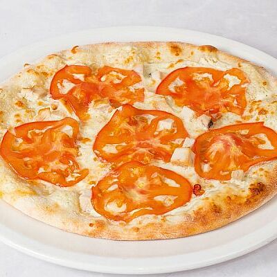 Пицца с курицей и томатами 25см в Луиджи & Тосё по цене 189