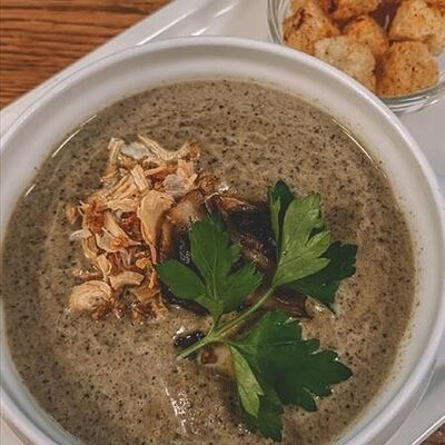 Крем-суп грибной в Соль & Перец по цене 387 ₽