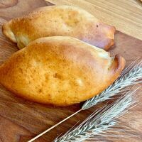 Пирожок с картофелем в Пекарня Батон