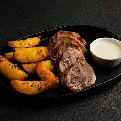 Стейк из говяжьего языка в Де'рибас по цене 1420 ₽