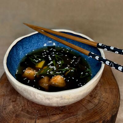 Мисо с лососем в Black Ocean Sushi по цене 220 ₽